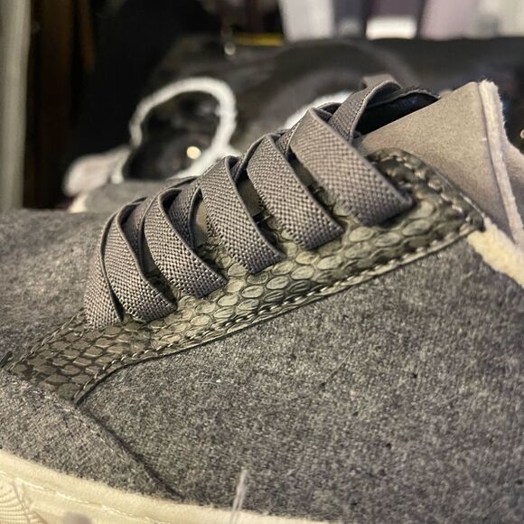 Dr. Scholl's NBD Grey Flannel Slip On Laces Mules Size 8 snakeskin - Picture 6 of 8